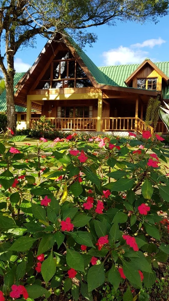 Volcancito Estate Home in Prime Location