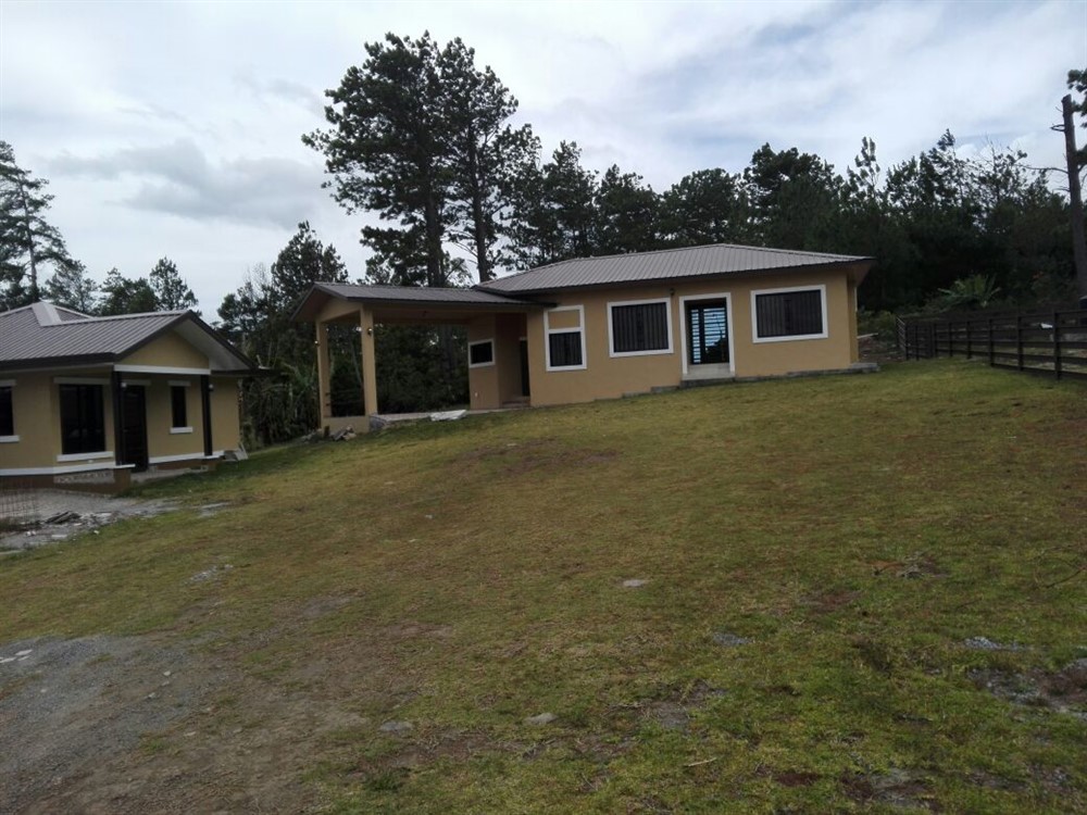 Casa en Alquiler House for Rent in Boquete, Panama Fully Furnished