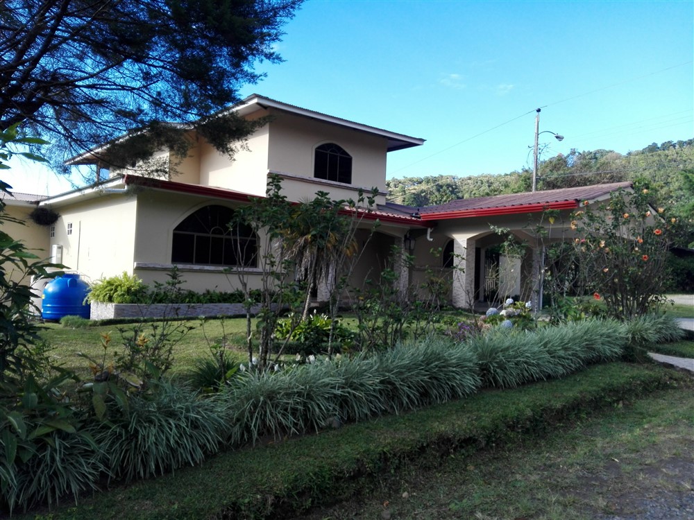 Leased 5 Bedroom House for Rent in Downtown, Boquete, Panama