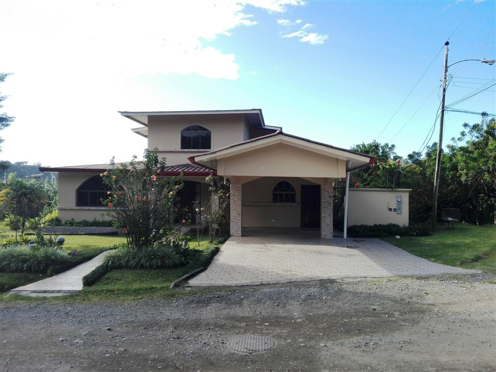 Leased 5 Bedroom House for Rent in Downtown, Boquete, Panama