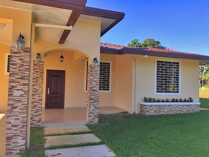 New High Quality House for Sale in A Great Community of David, Panama