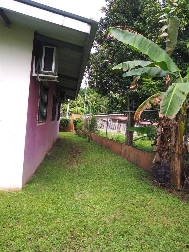 Affordable House for Sale in David, Panama Casa Asequible en Venta en