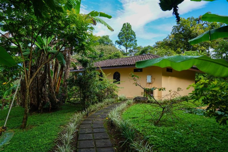 Sold by Casa Solution – Well Appointed Guest House for Sale in Jaramillo, Boquete, Panama