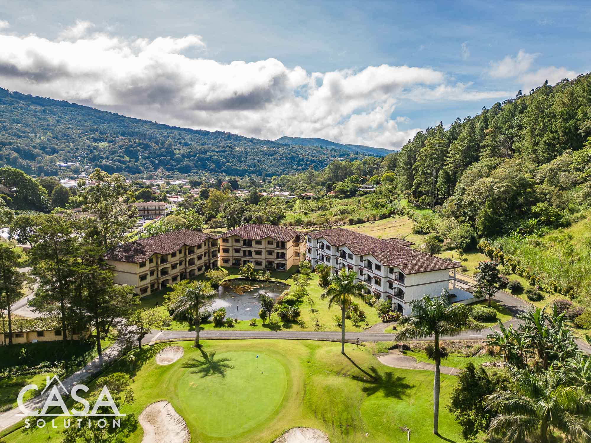 Sold by Casa Solution! Beautiful 3-Bedroom Condominium for Sale in Amenity-Rich Valle Escondido, Boquete, Panama – Furnished