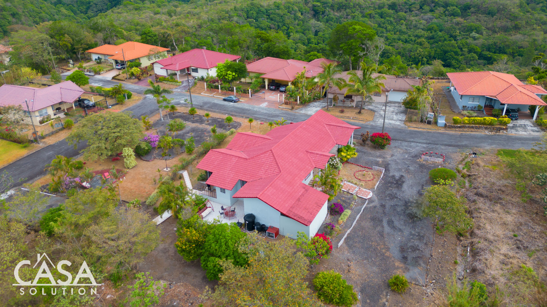 Charming 3,081 sq. ft. Mountain Home on Double Lot for Sale in Brisas Boqueteñas, Boquete, Panama – A Great House at a Great Value