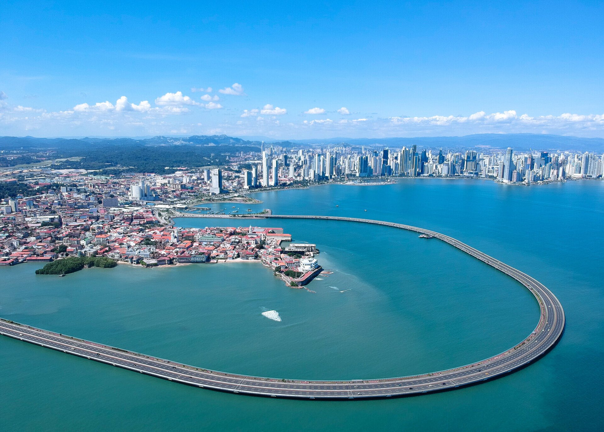 Forbes: Panama “Will Be Hot With Travelers and Expats In 2024”