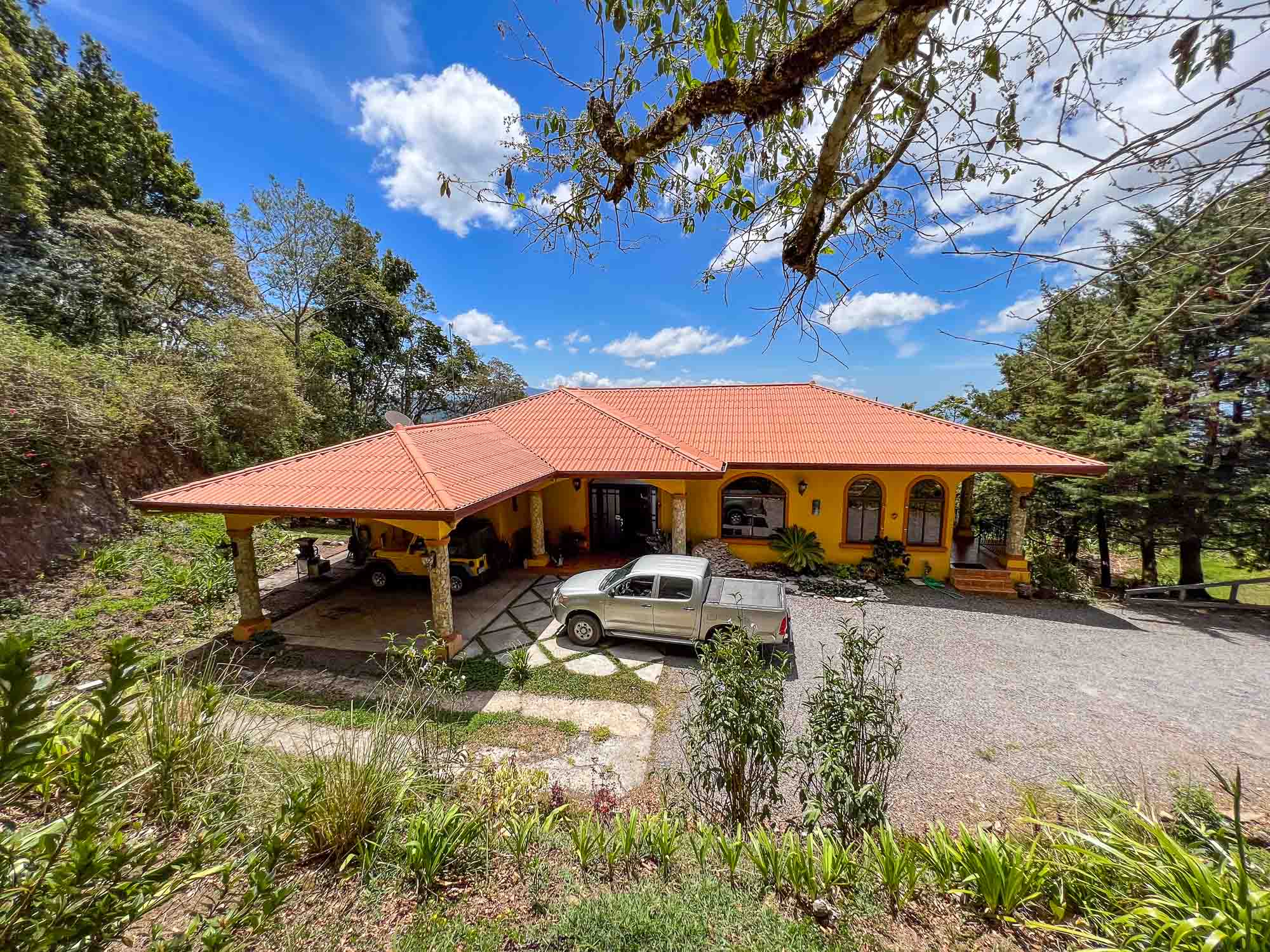 Price Reduction! Boquete View Home for Sale, A Boquete Mountain Bliss Retreat on 2.5 Acres in Jaramillo, Boquete, Chiriqui