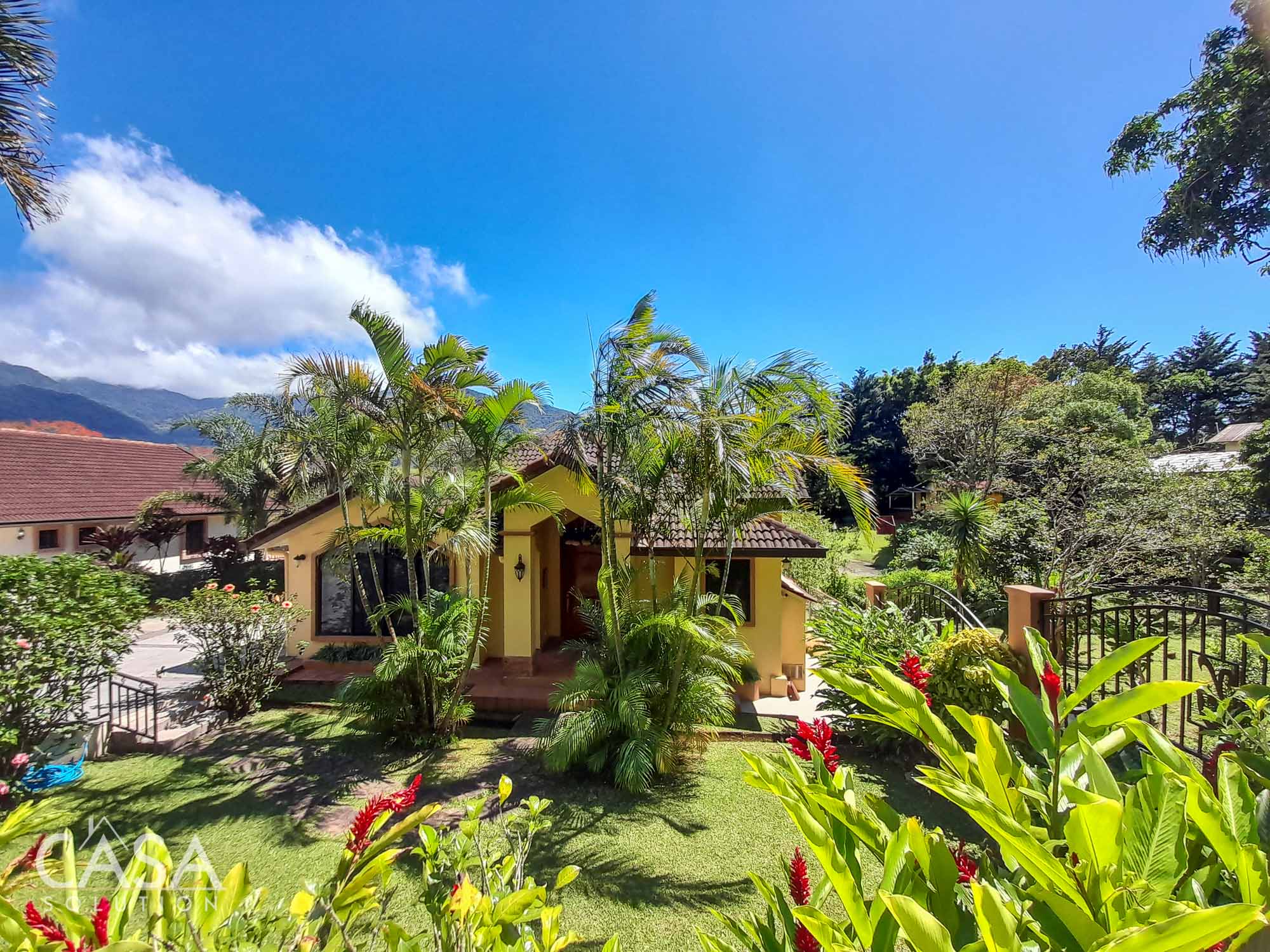 Price Reduction! Beautiful Fully Furnished House for Sale in Alto Lino