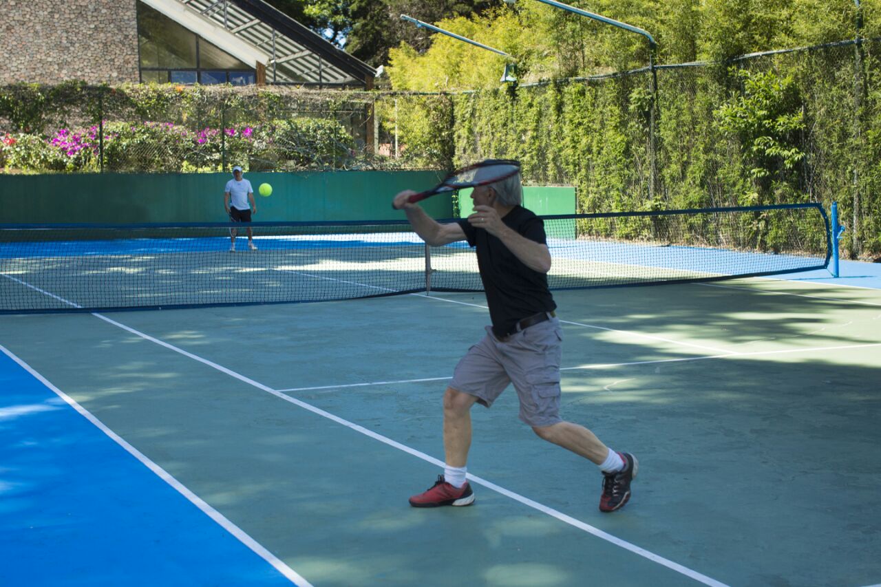 People playing Tennis in Volcan Chiriqui