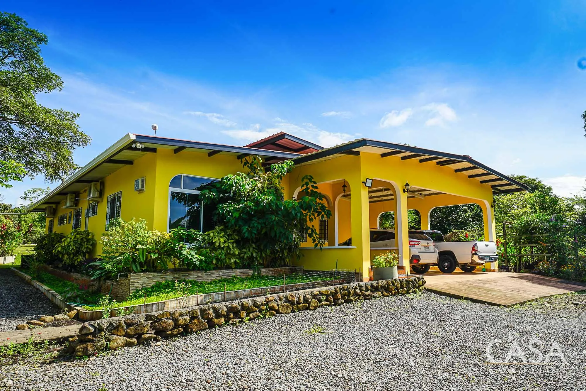 Price Reduction! 4-bedroom house with a guest house on a Hectare of Land for sale in El Frances, Boquete, Chiriqui.