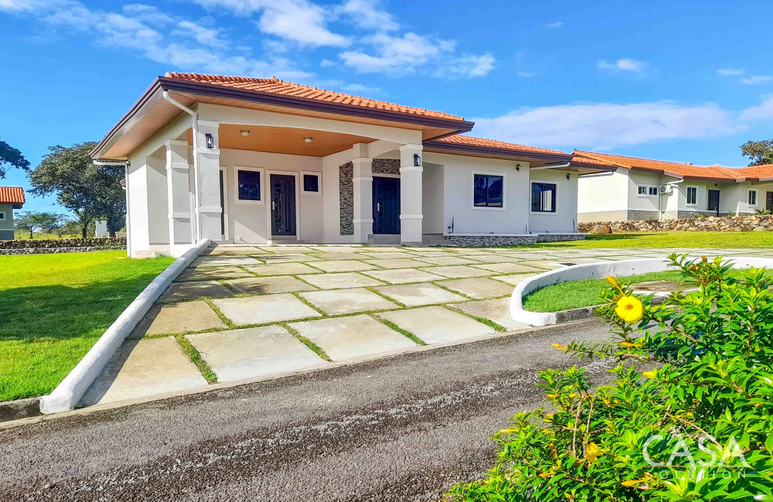 Spacious 3-bedroom Home for Sale in Boquete Canyon Village with Stunning Mountain views, Modern Kitchen. Near Boquete and David