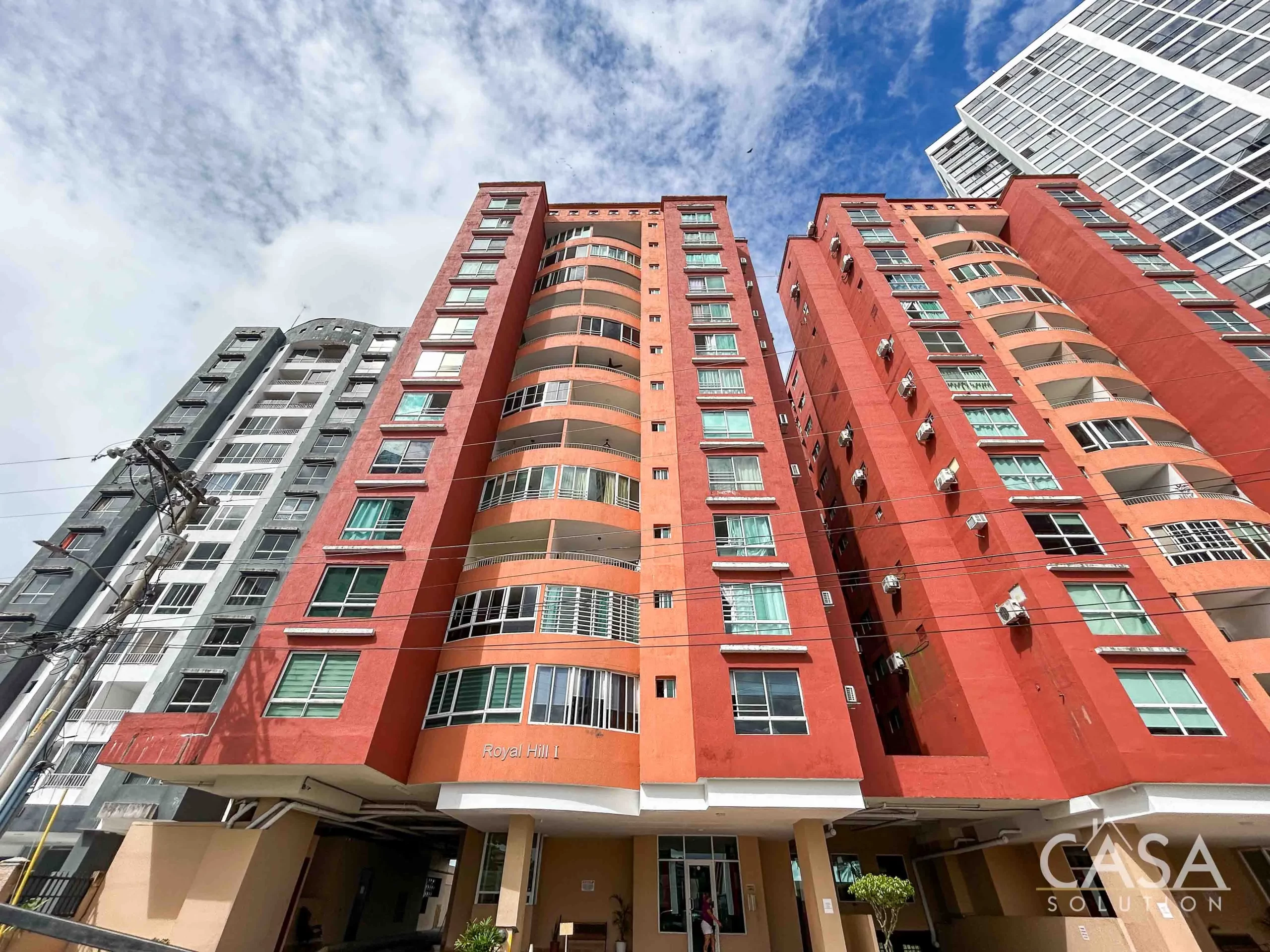 Price Reduction!! Furnished 2-bedroom Condo in Royal Hill, Villa de las Fuentes, Panama City. Available for sale or rent.