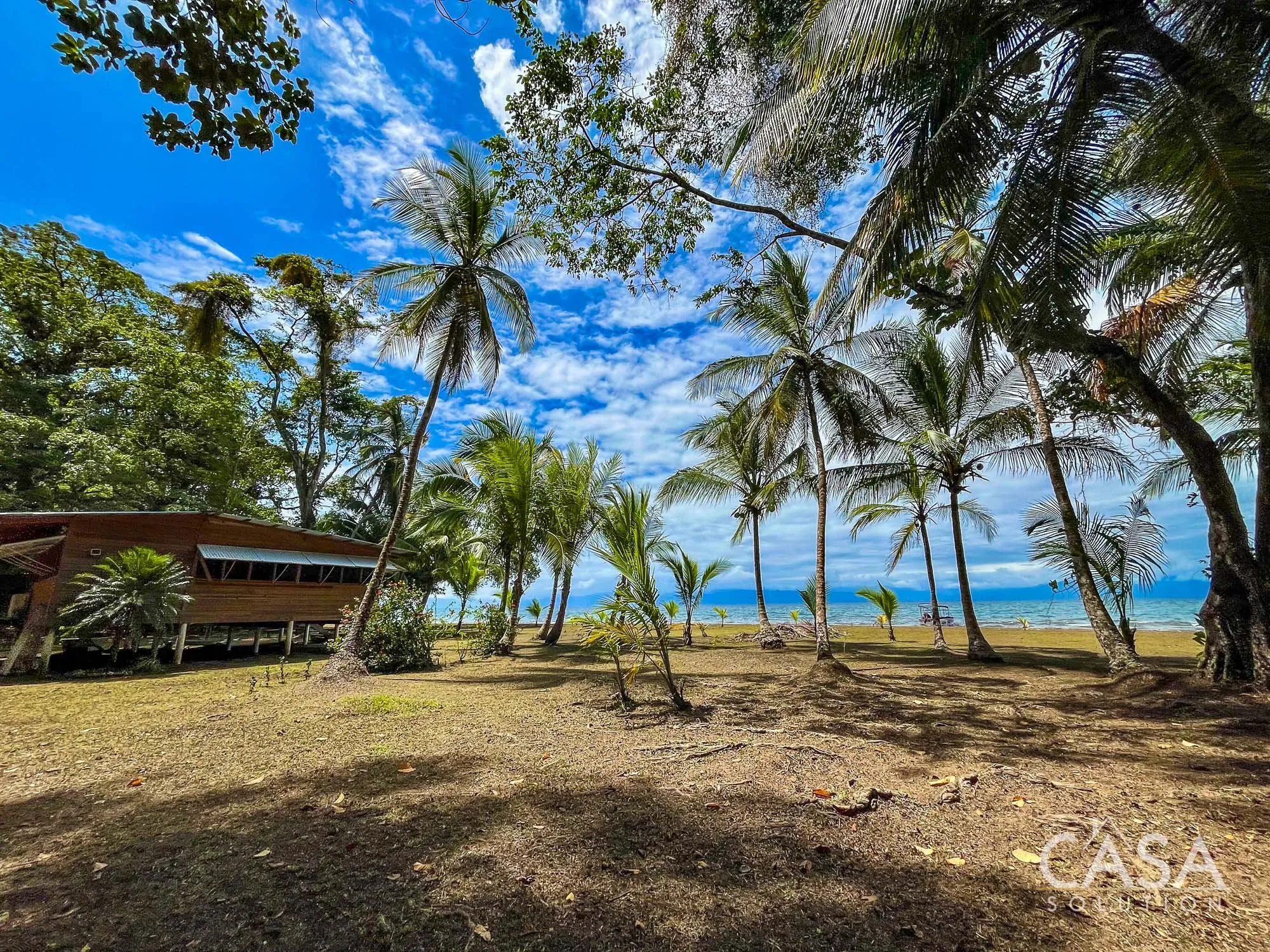 Beachfront Off-Grid Home For Sale On Cayo De Agua Island, Bocas Del Toro – With 500 Ft Of Beach Frontage
