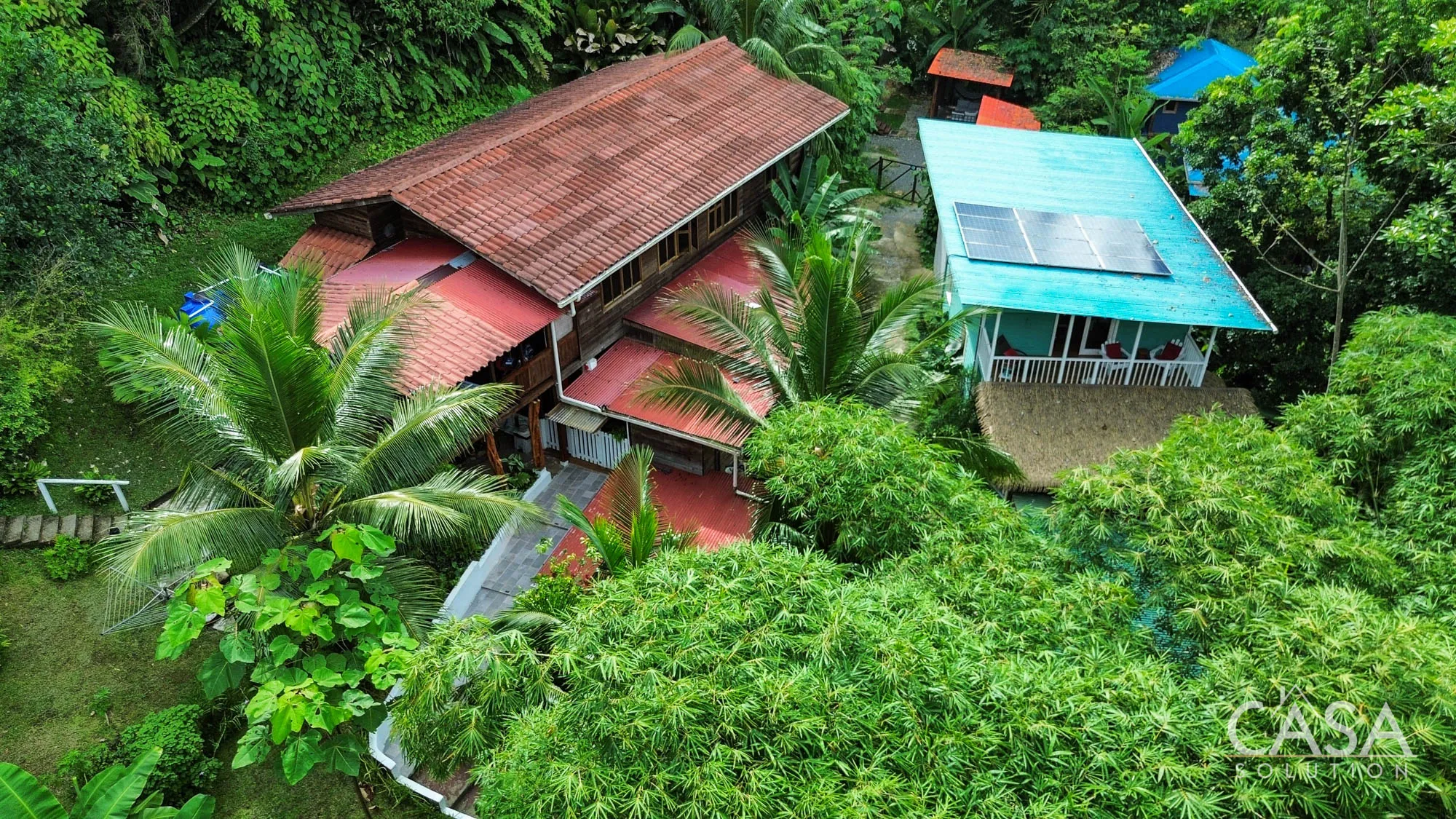 Beachfront Eco Property with Multiple Structures for Sale in Bluff, Isla Colón – Steps from the Sea