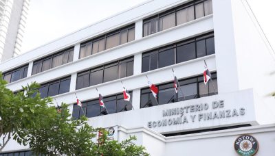 Panama’s Local Banks Stay Strong While International Counterparts Stumble in April