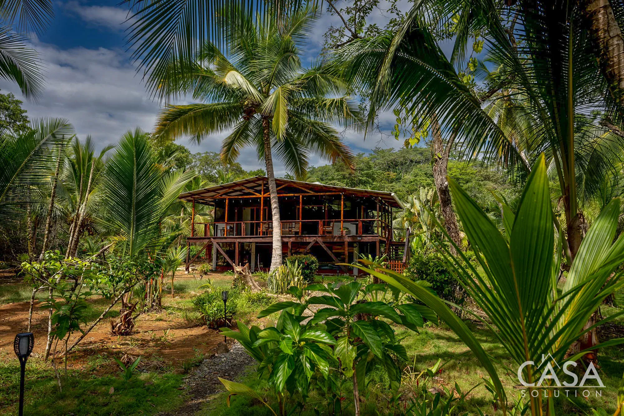 Titled 3-Bedroom Home With Sea Views In Bocatorito, Isla San Cristobal, Bocas Del Toro
