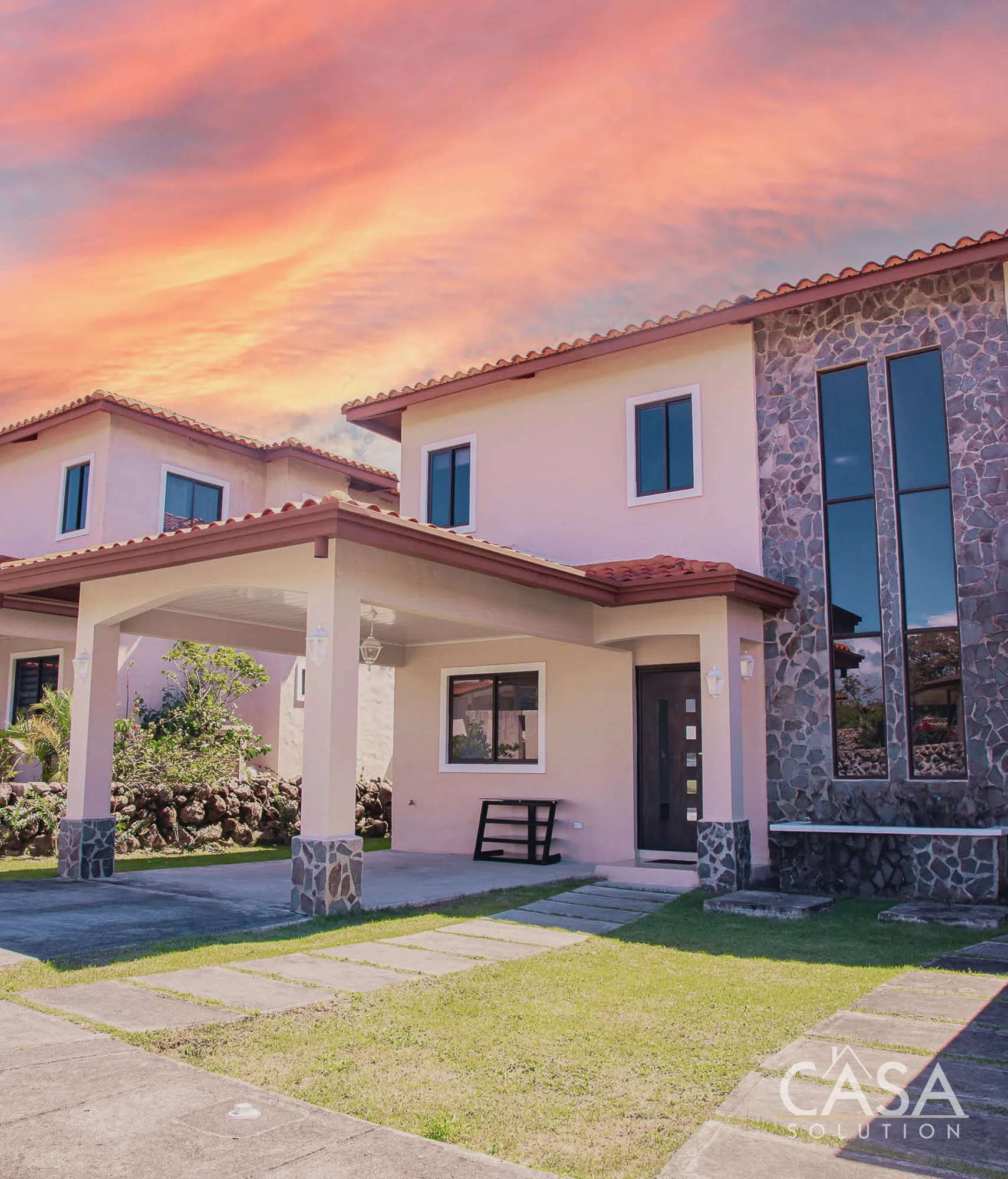 Furnished 3-Bedroom Duplex for Sale in Hacienda Los Molinos, Alto Boquete, Chiriquí – Turnkey & Modern